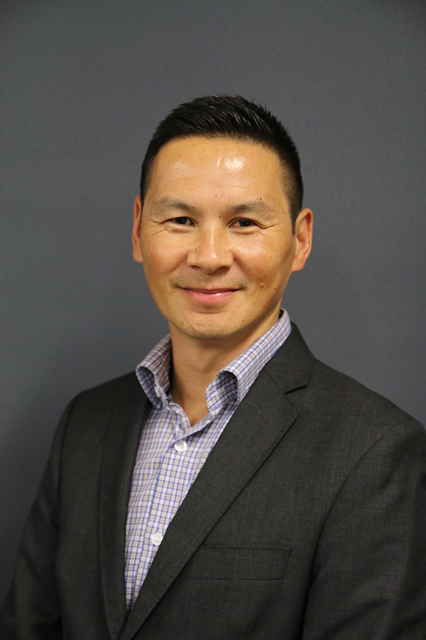 Mr Michael Kwok
